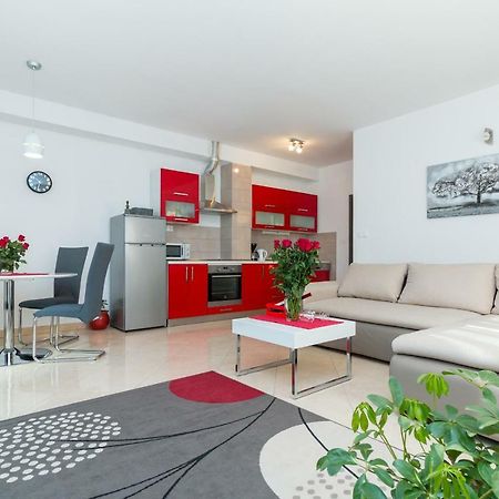 Apartment Jurasin Каштела Экстерьер фото