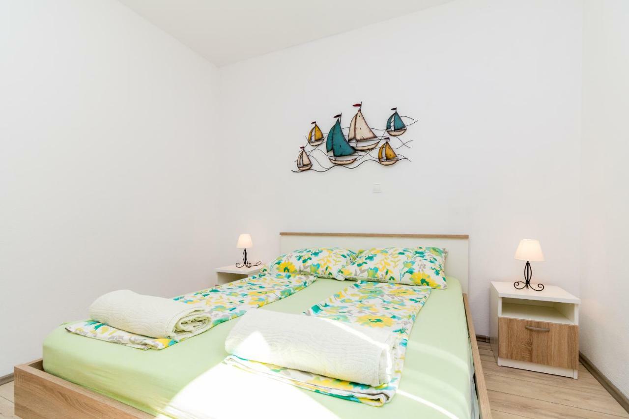 Apartment Jurasin Каштела Экстерьер фото