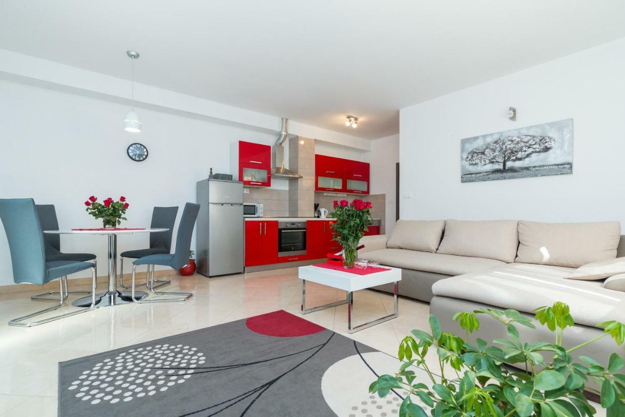 Apartment Jurasin Каштела Экстерьер фото