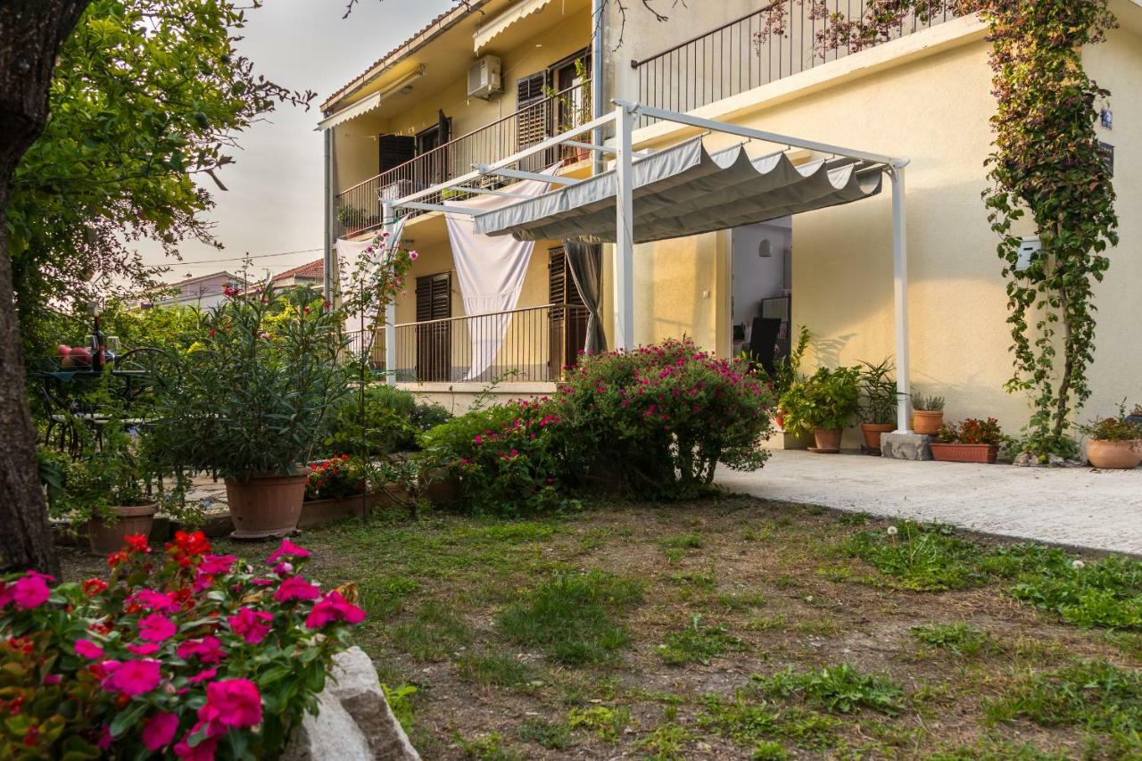 Apartment Jurasin Каштела Экстерьер фото